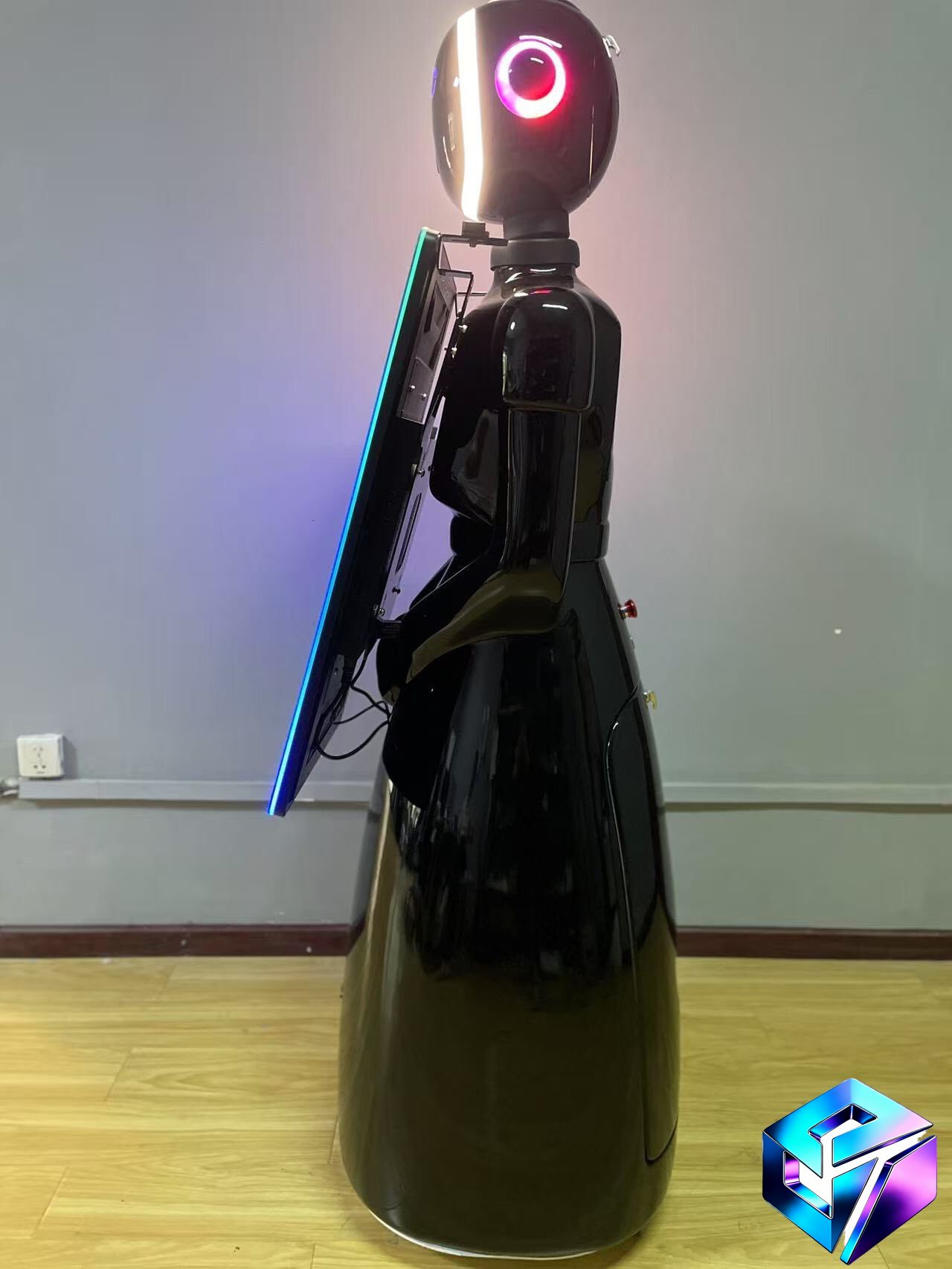 Humanoid Photo Booth Robot 360 - Photo Booth Machine review and price